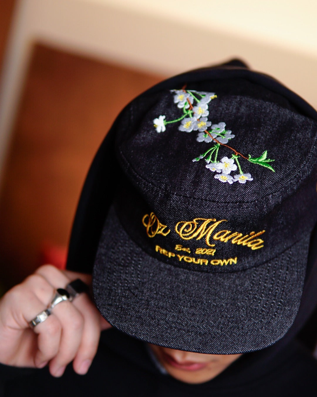 りょー様POINTLESS JOURNEY FLOWER PILLBOX CAP Sampaguita” Pillbox Cap – OZMNL